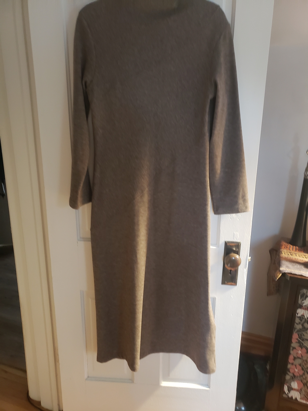 Women's Long Sleeve Knit Dress in Taupe